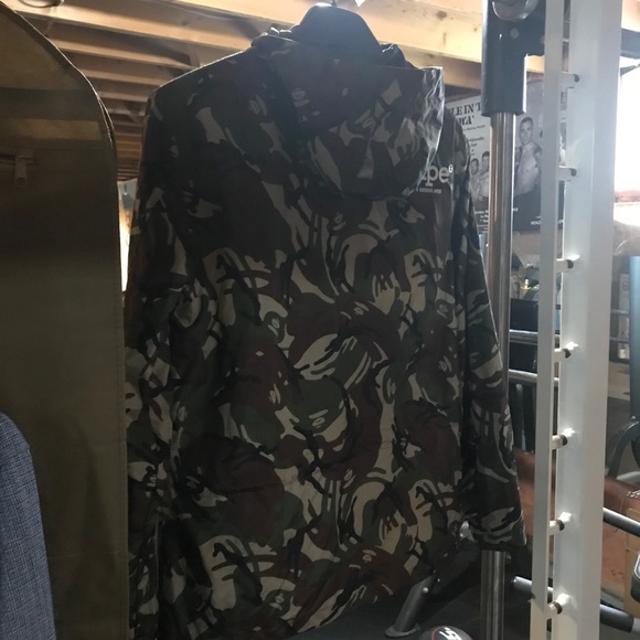 Aape by A Bathing Ape Camouflage Hooded Jacket - Picture 3 of 9